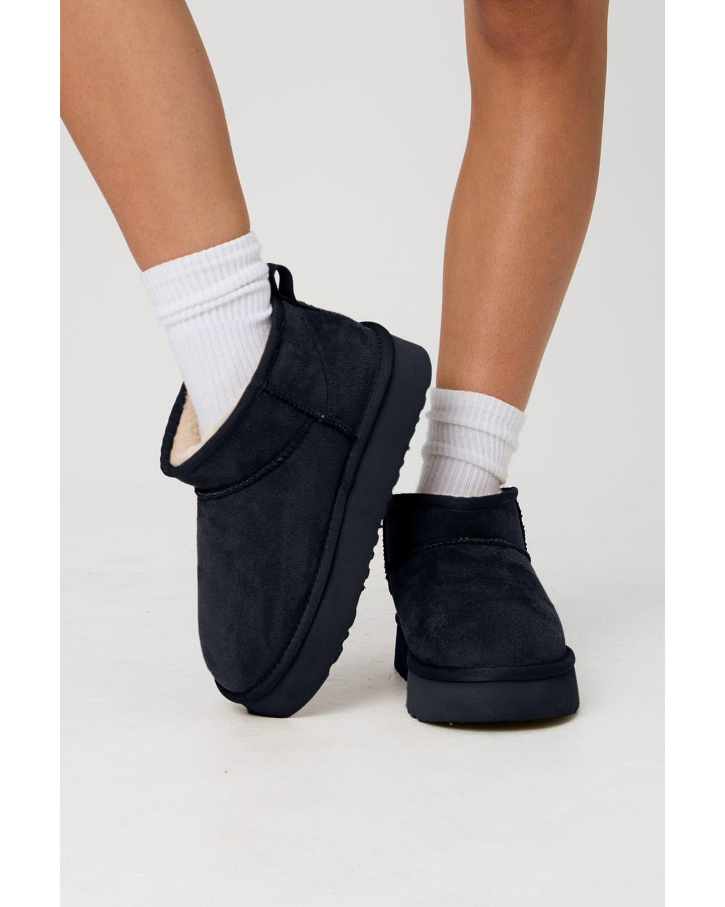 Black Faux Fur Lined Suede Ankle Snow Boots - 41 EU