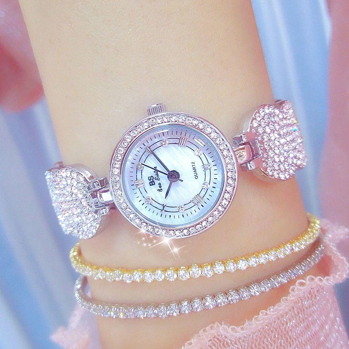 Diamond-inlaid Women Chain Watch - Elegant Accessory - Gold