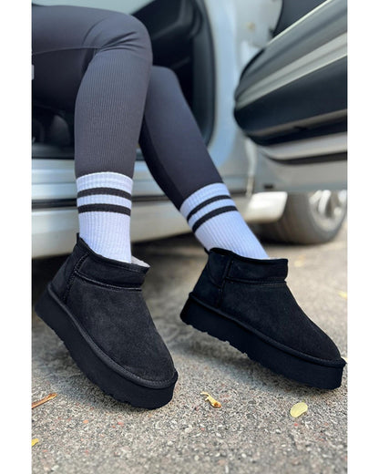 Black Faux Fur Lined Suede Ankle Snow Boots - 42 EU