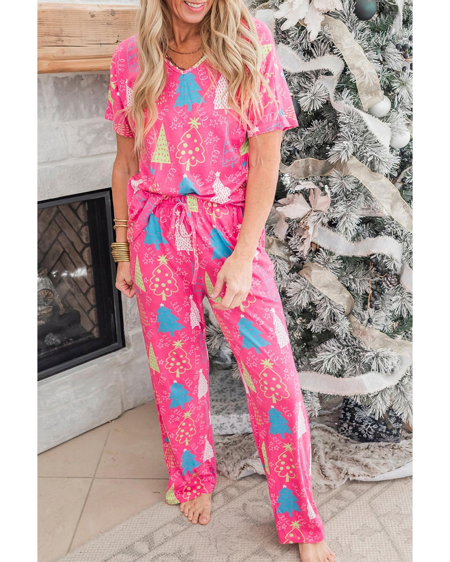 Rose Christmas Tree Print V Neck Tee and Pants Lounge Set - XL