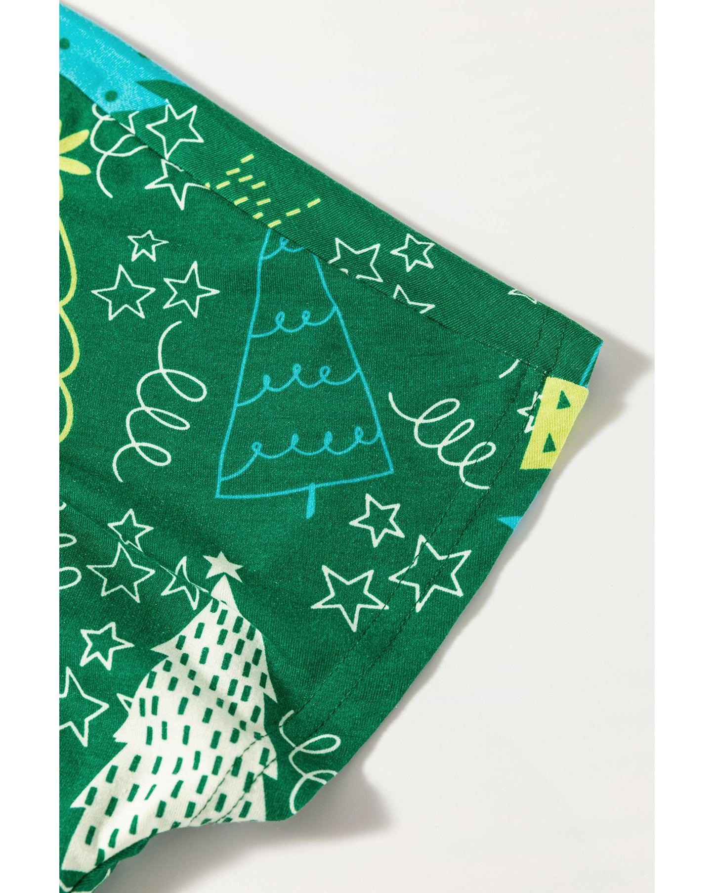 Green Christmas Tree Print V Neck Tee and Pants Lounge Set - M