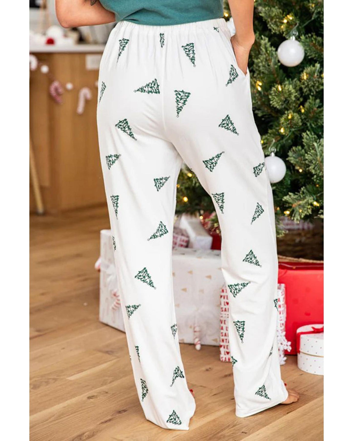 Skobeloff Christmas Tree Print Tee and Pants Lounge Set - S
