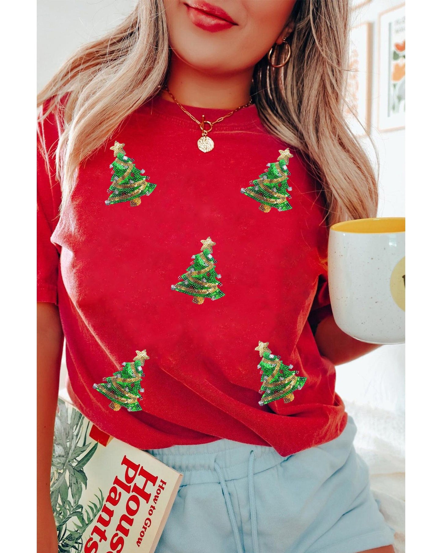 Red Sequined Christmas Tree Graphic Crewneck T Shirt - M